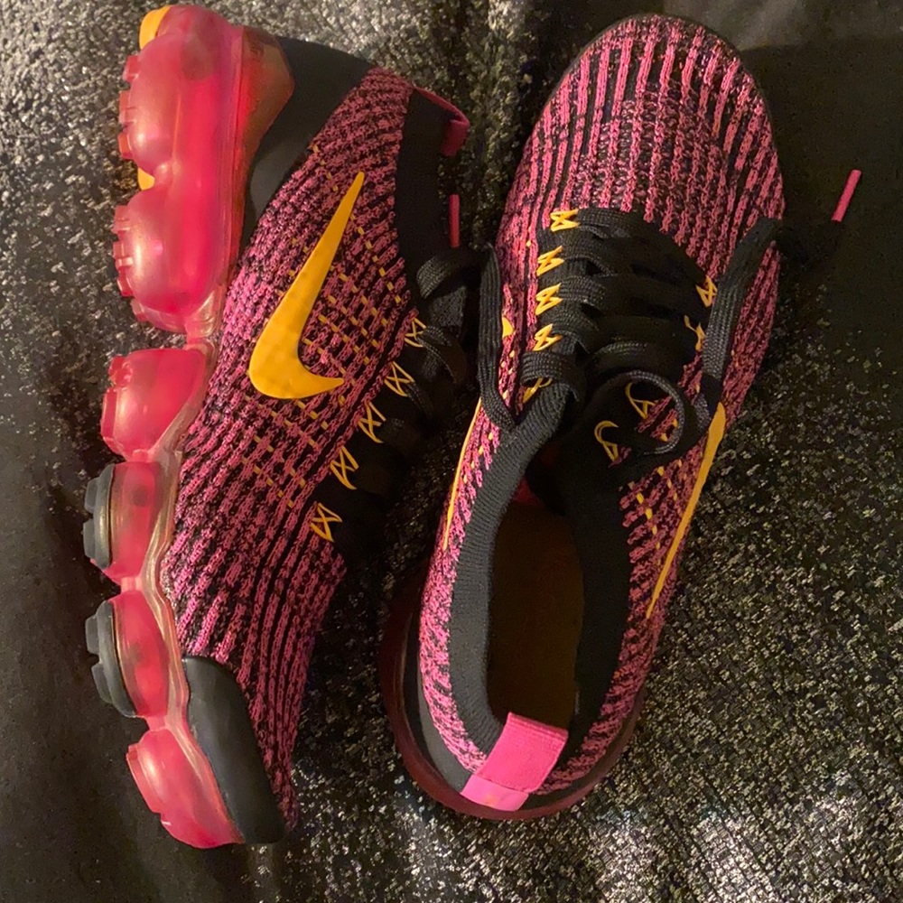 Nike vapor max flyknit 3 fuchsia orange
